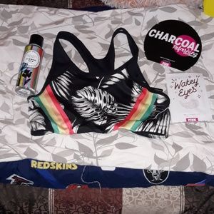 FINAL SALE✔4 PIECE VS/PINK BUNDLE NWT